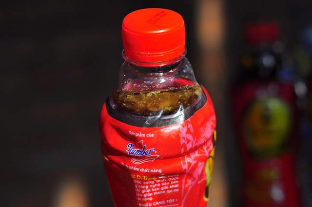 Trà[-]thảo[-]mộc[-]Dr[-]Thanh[-]lại[-]bị[-]phản[-]ánh[-]có[-]cợn,[-]đóng[-]váng